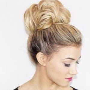 Synthetic Platinum Elastic Extensions Bun T116